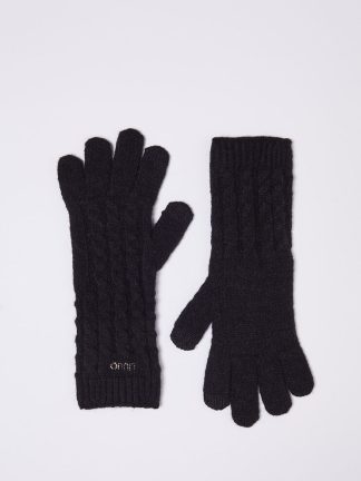 LUVAS