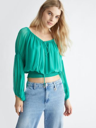 BLUSA