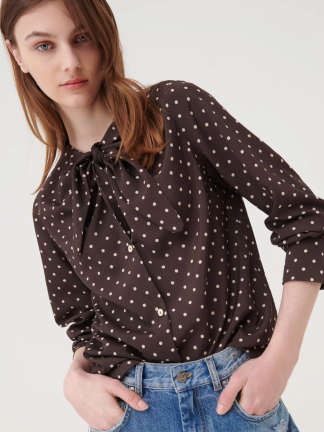 CAMISA